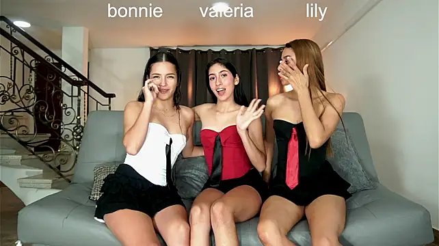 girls_loverss webcam