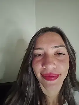 loveuu-bae webcam