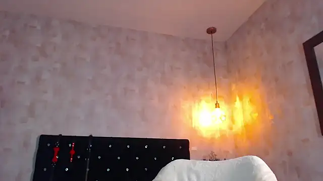 IsabelaLatina webcam