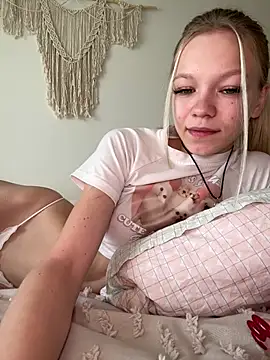Foxy_Blondie