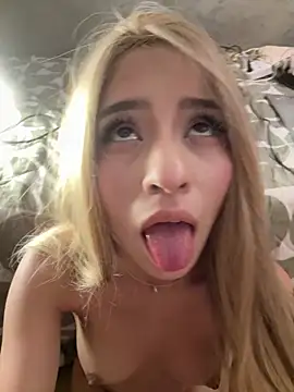 Sarah_cam06
