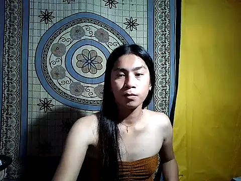 Asian_PrettyAle webcam