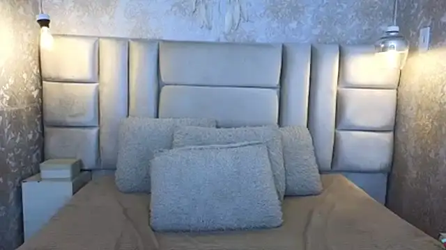 LadyMiax webcam