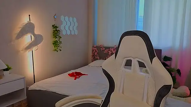 EvaHamilton
