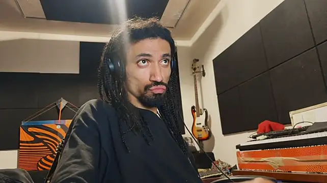 FavelaDaddyCum webcam