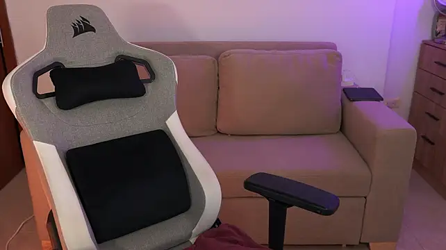 anyacutex webcam