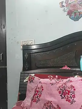 Poojabhabi101 webcam