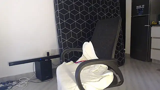 CurvyGlass