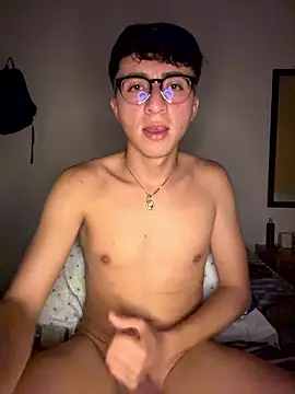 camirojas_boy (M young) - Get naked 🚫🩲