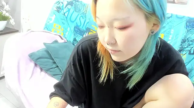Cute__Kiko webcam