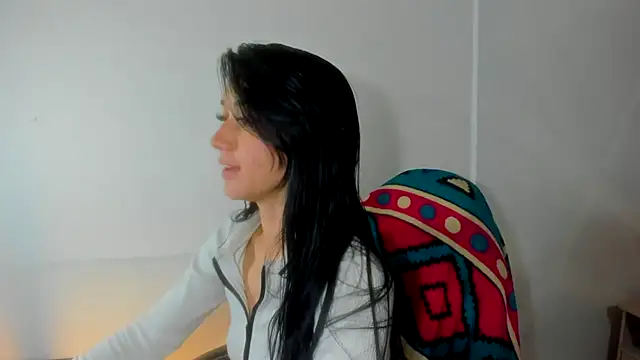 Amy_Kobold3 live cam on StripChat