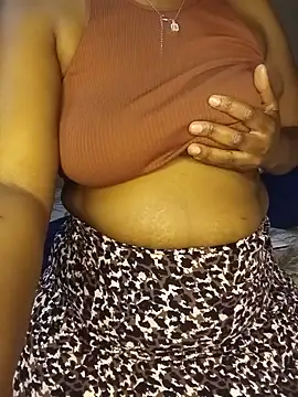 BOTTYANGELxx1 live cam on StripChat