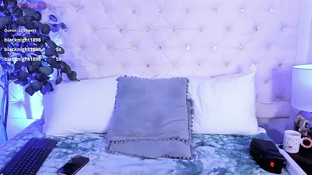 sophie_pariss webcam