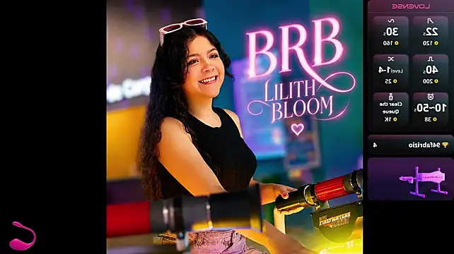 LilithBloom7 webcam