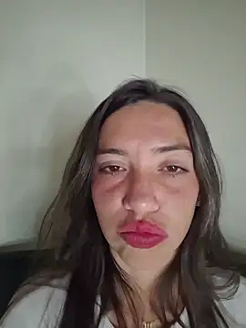 loveuu-bae webcam