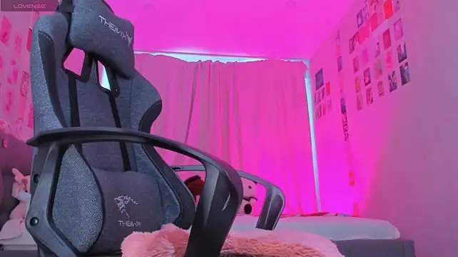 Eva_Harper webcam