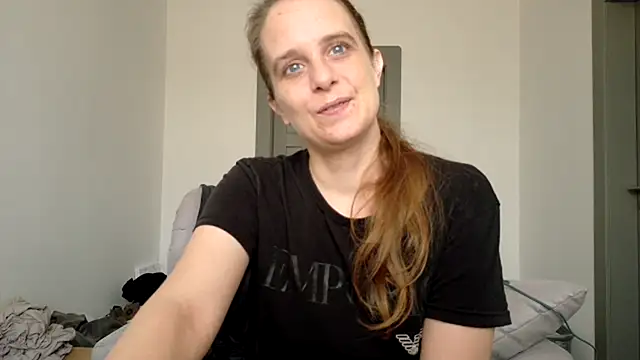 Chantalee webcam