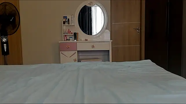 Proudafricaka live cam on StripChat