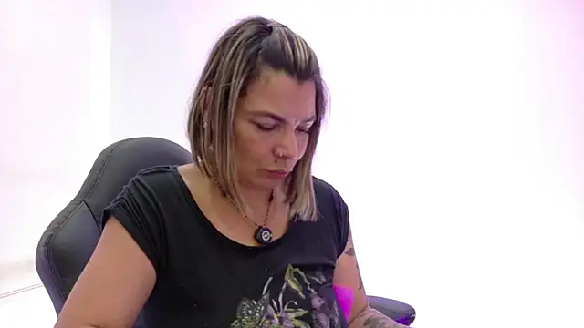 charlotedoll webcam