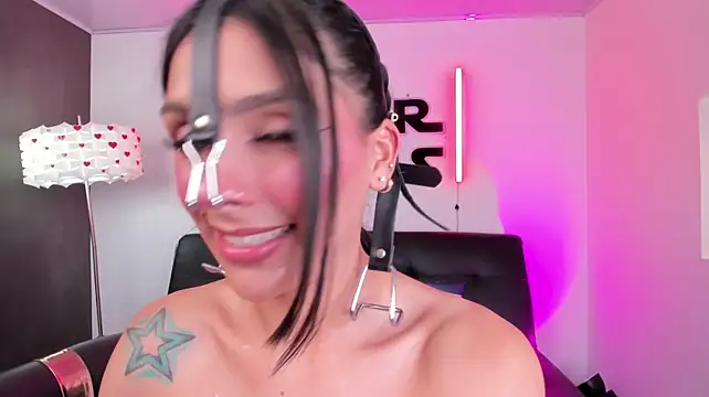 miss___evangeline webcam