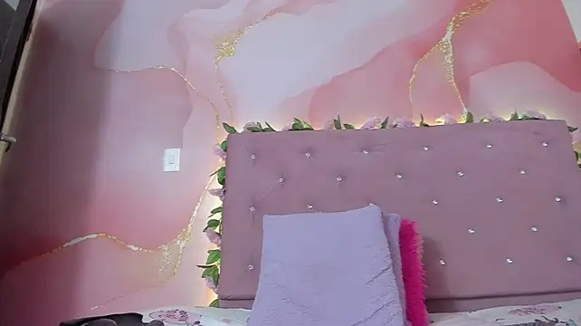 violet_taylor_ webcam