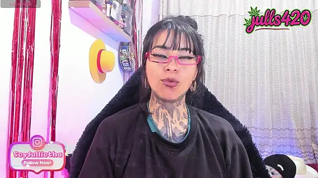 Julls420_ webcam