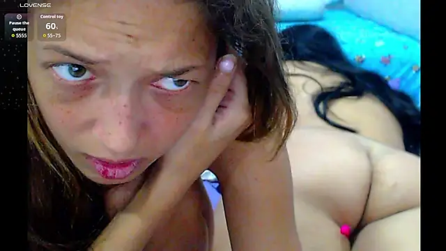 Dooubletrouble webcam