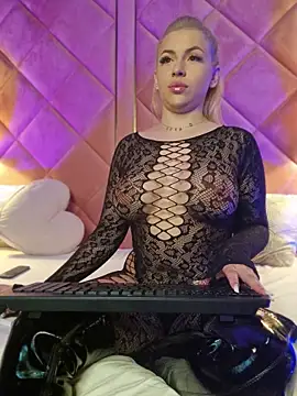 IveySin webcam