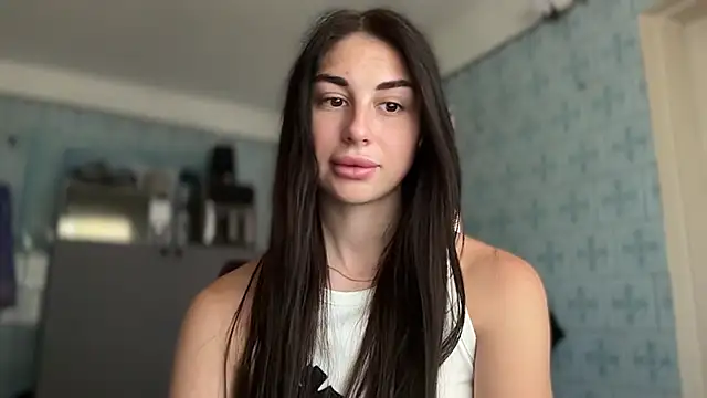 LiluMartiznir live cam on StripChat