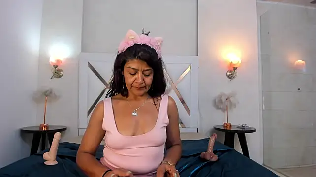 Sky_Collins_ webcam