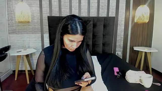 Hannah_Cross webcam