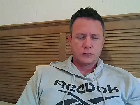 TroyDieselXXX live cam on StripChat