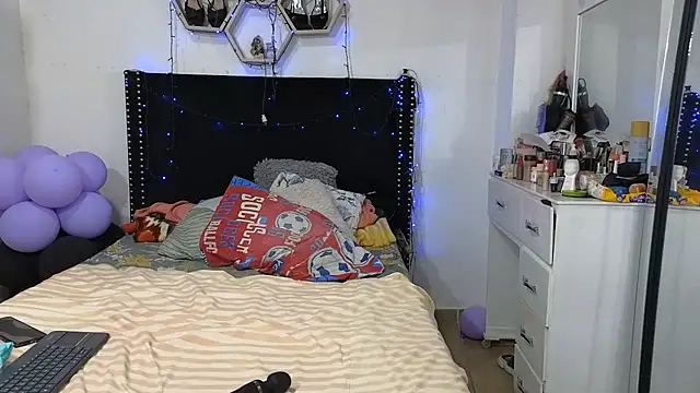 charlotte_077 webcam