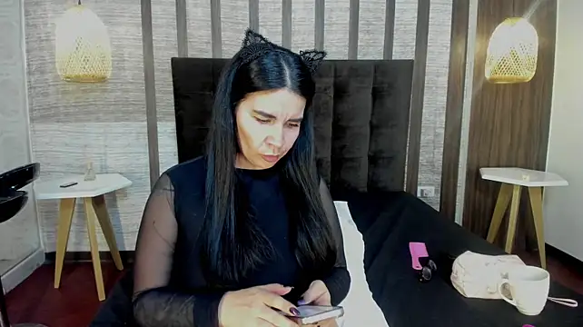Hannah_Cross webcam