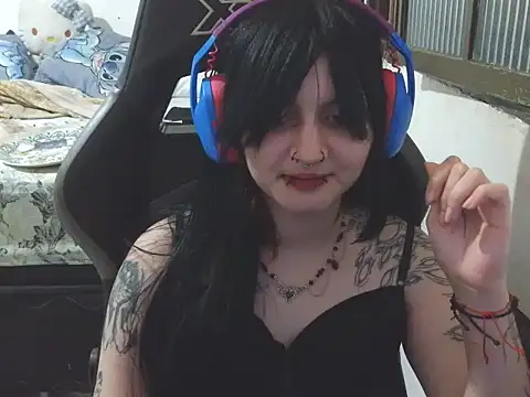poison-eeve webcam