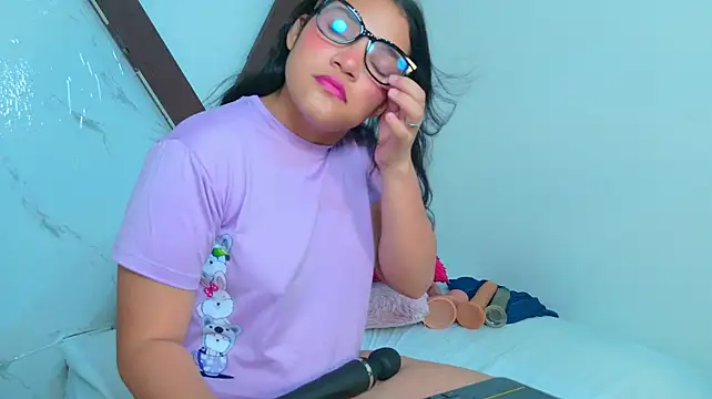 aly_n_sebas webcam
