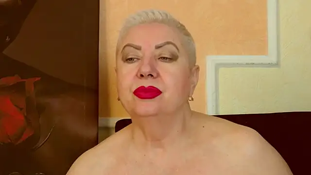 LadyPosh webcam