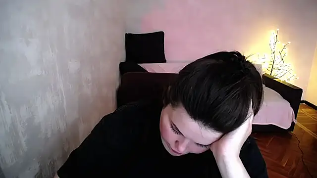 Emily_Mo webcam