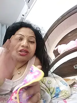 Cute-Janvi20 webcam