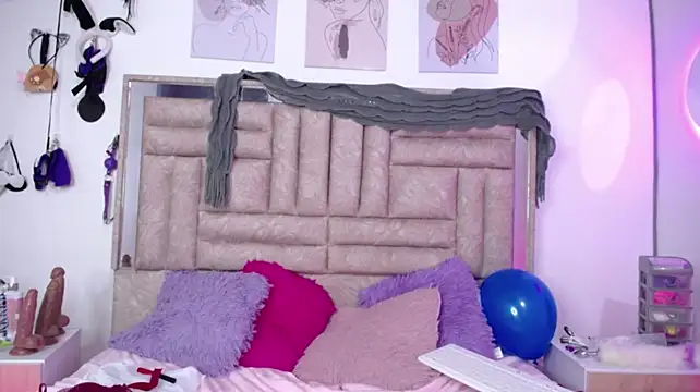 Bombom_Lux webcam