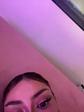 Damarezzy webcam