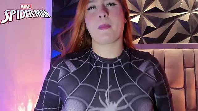 megan_whitee__ webcam