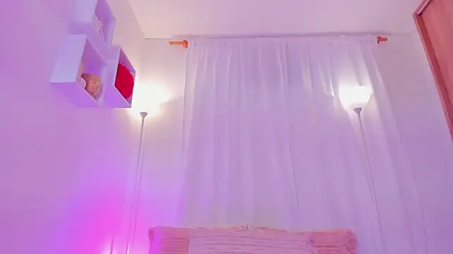 Aishapeyton_ webcam