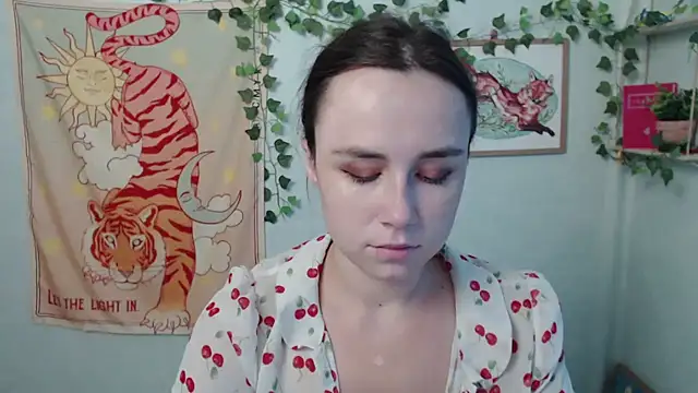 VeryVeryVeryShy_ live cam on StripChat