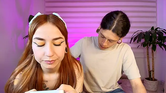 Sky_Intimate live cam on StripChat