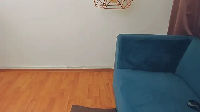 BrilliantGirll webcam