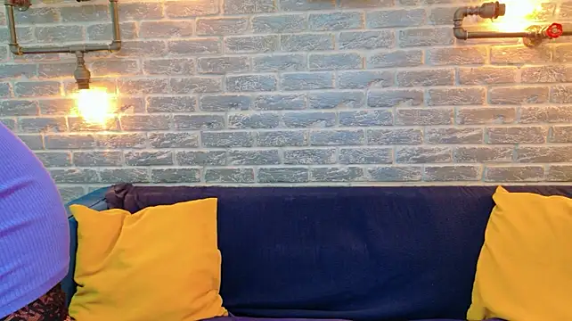 LisaCaprice webcam
