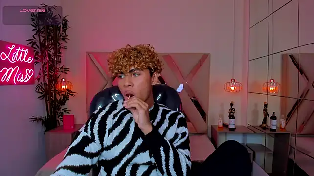 Anyelo_Twink webcam