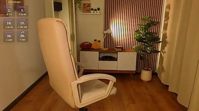 White_F0x live cam on StripChat