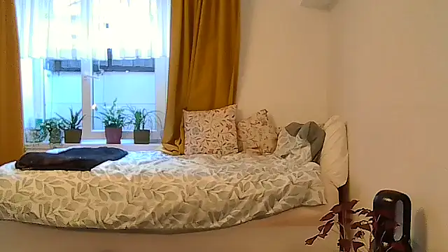 belgianshantie live cam on StripChat